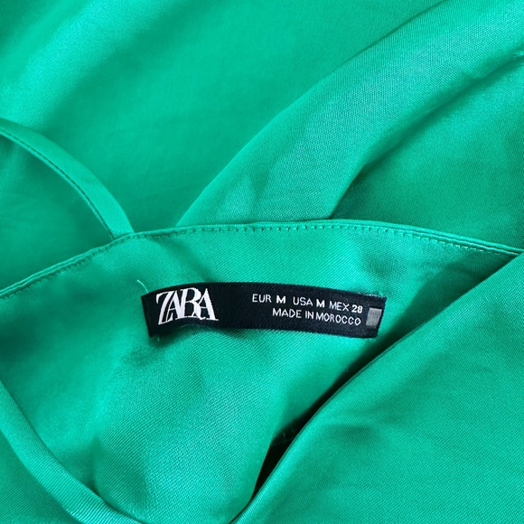 Zara satin kelly green dress - Picture 4 of 9
